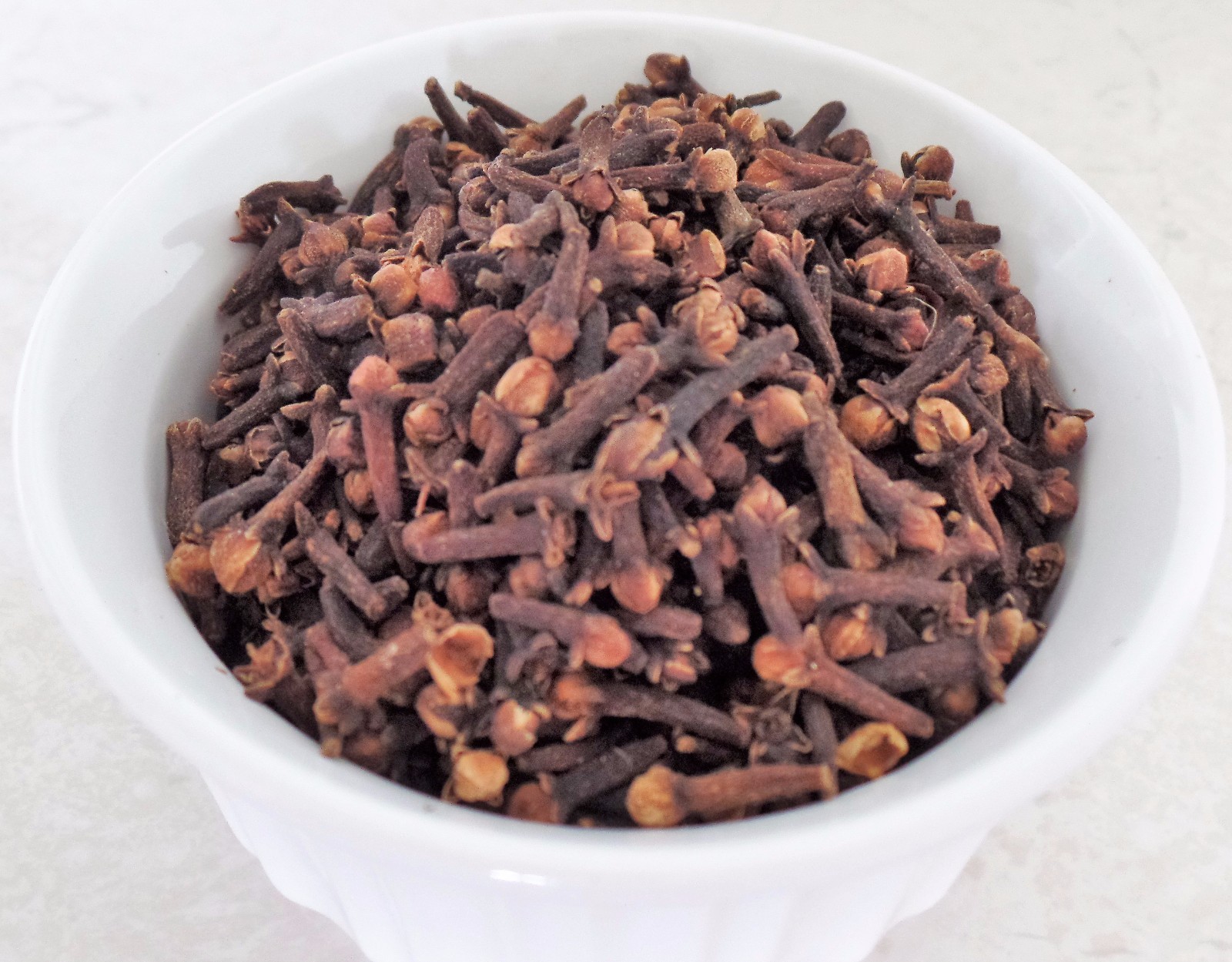 CLOVES WHOLE MADAGASCAR 1 OZ – 32 OZ RESEALABLE BAG