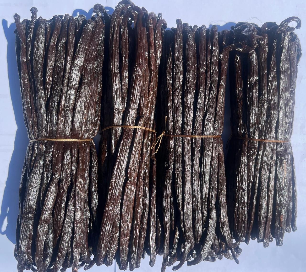 Madagascar Grade A Bourbon Organic Vanilla Beans [7-9 inches]