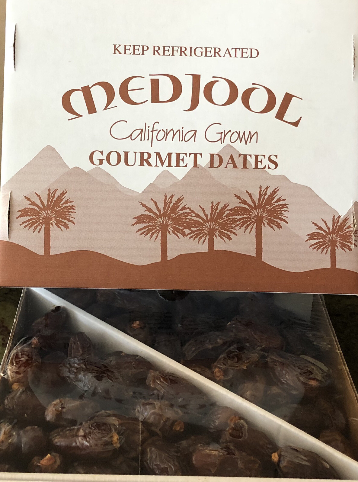 22 LB (2 BOXES x 11 LB) MEDJOOL DATES . FRESH CALIFORNIA LARGE DATES.