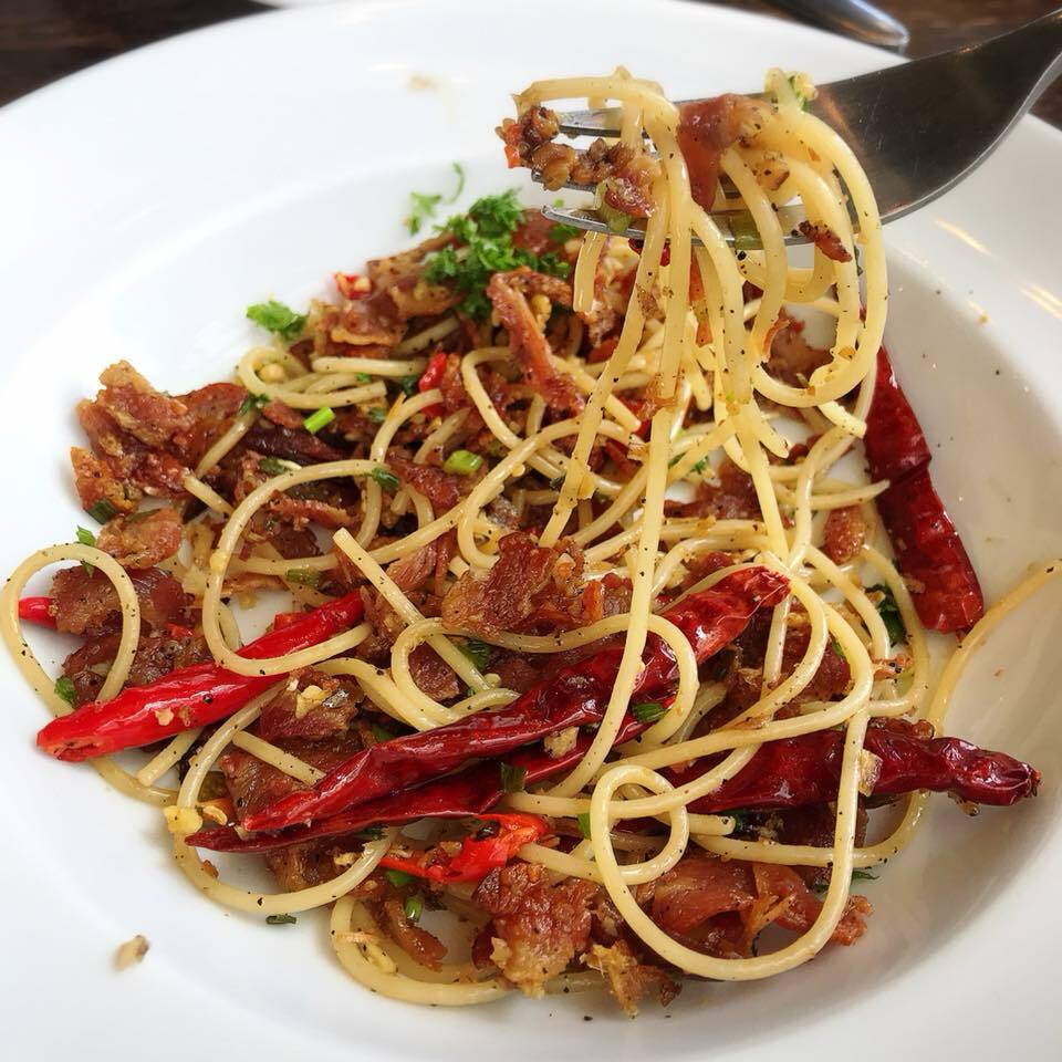 Crispy Sesame Fried Chilis Roasted Thai Snacks Chilli Savory Spicy Burn Fat 150g
