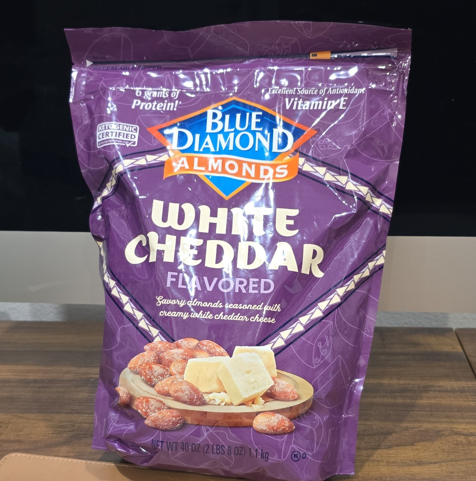 Blue Diamond White Cheddar Almonds Snack Mix 1kg Ketogenic Certified
