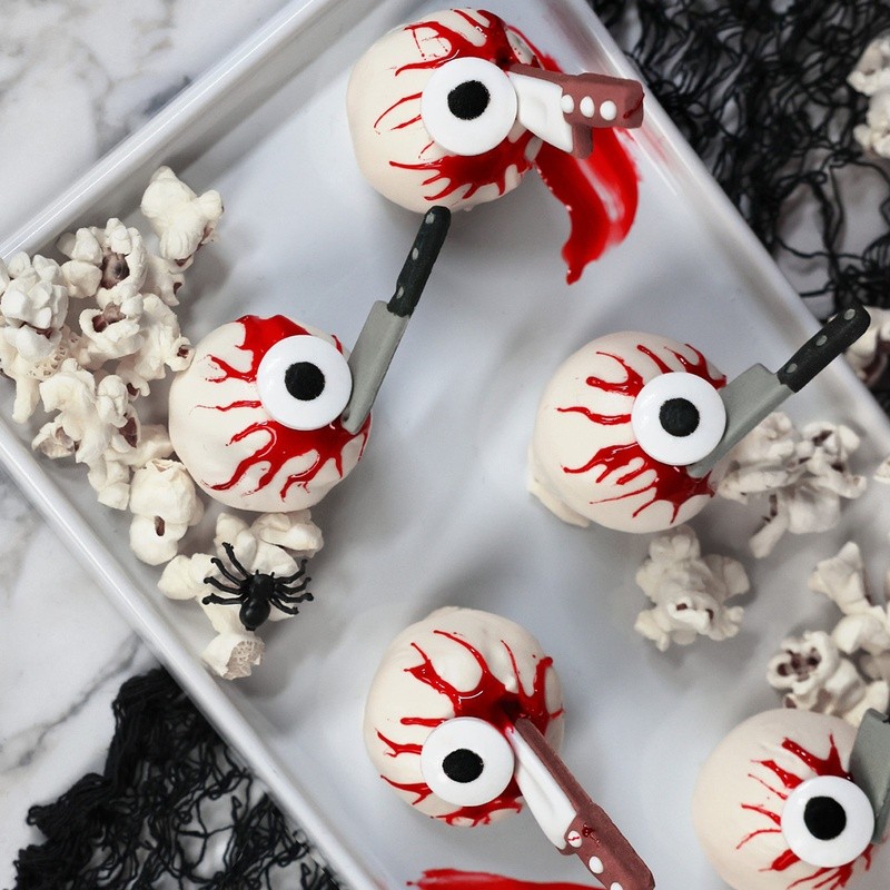 Candy Eyeballs Halloween Baking Fun Edible Eyes Decorating Treats Tackle Box New