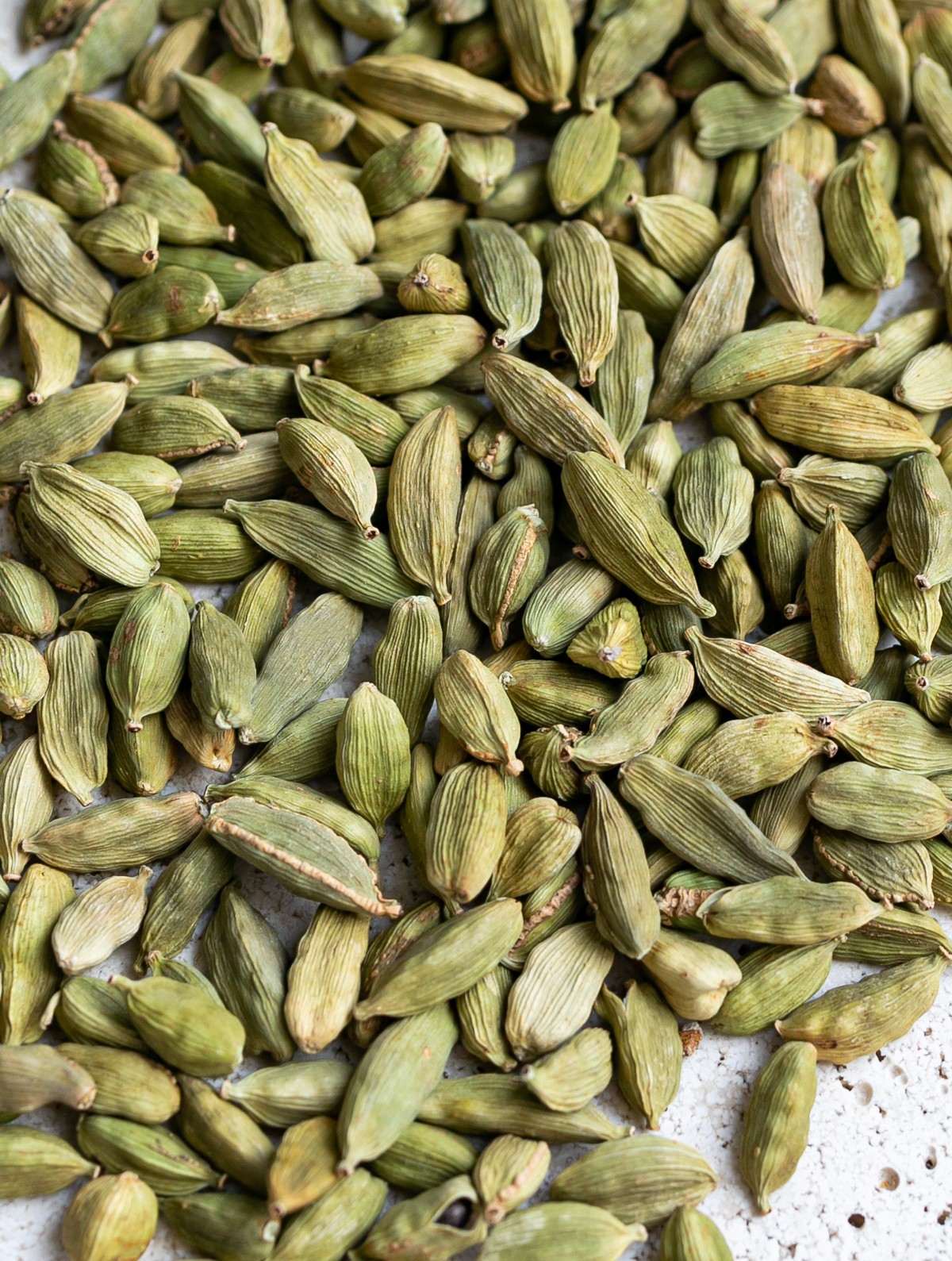 Cardamom Pods (Elaichi) – Premium Quality | 100% Natural & Fresh Spice Cooking