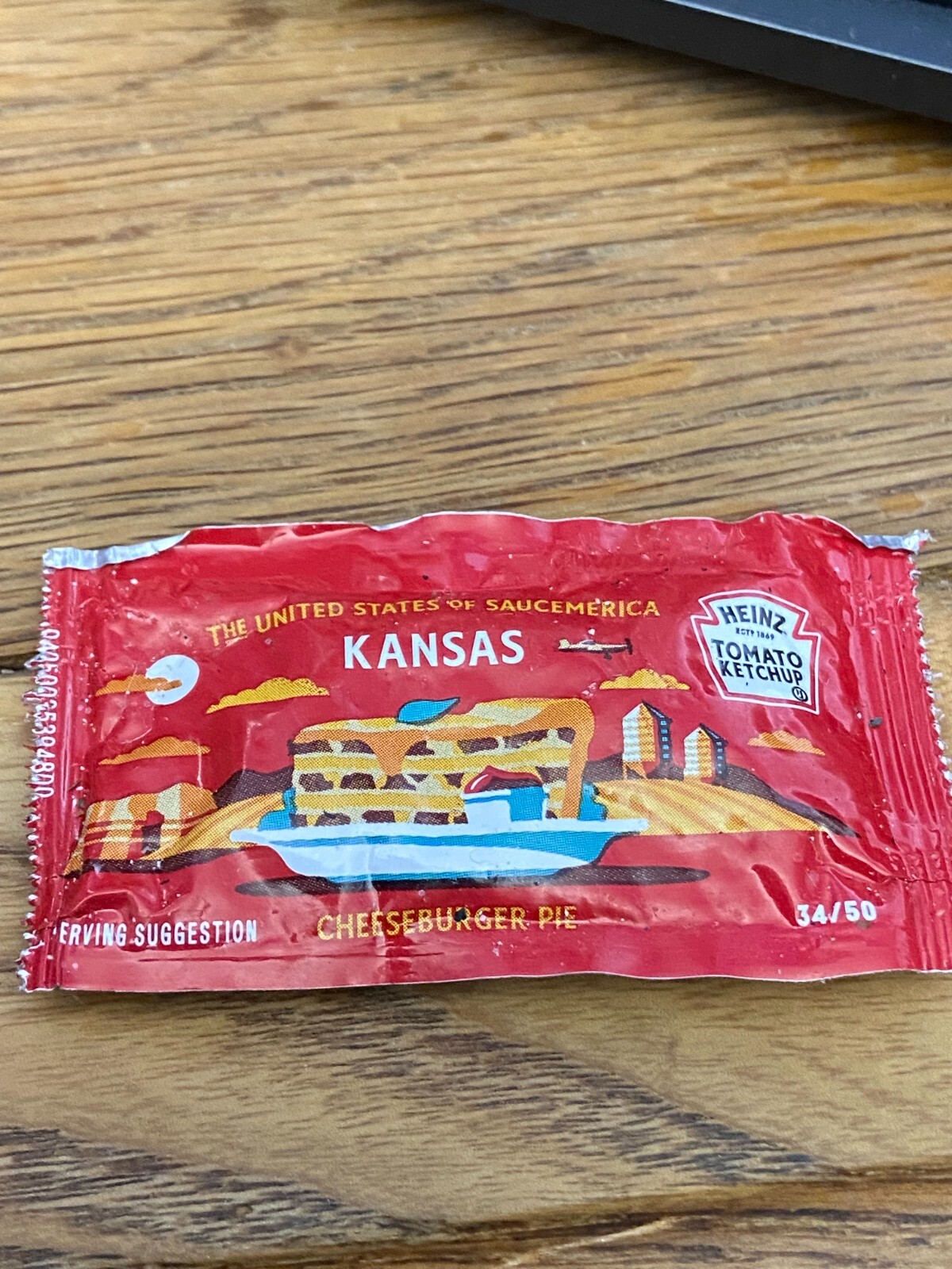 1 Heinz United States Of Saucemerica Ketchup Packet Kansas #34/50 *NEW* US2