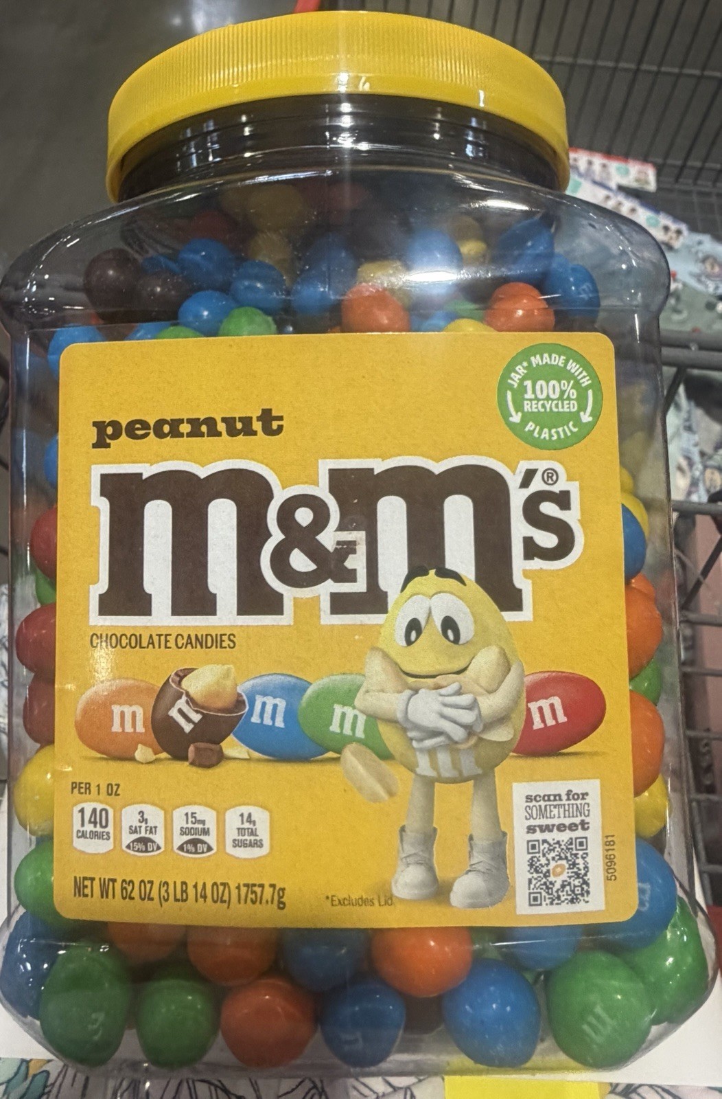 M&M’s Peanut Chocolate Sweet & Assortment Milk Chocolate Covered Nut Jar 62 oz