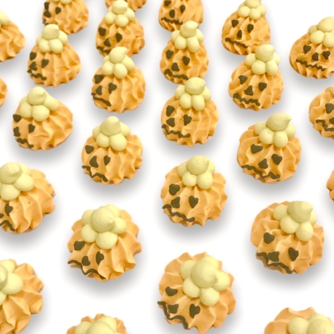 24 Edible Sugar Halloween 3D Pumpkin Cupcake Toppers Cake Decoration Party Treat