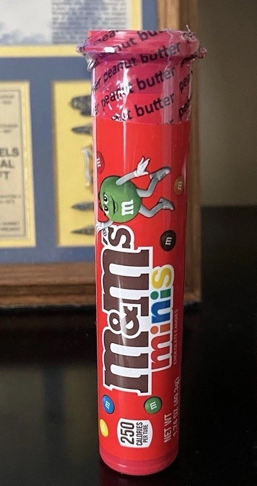 24 M&M’s Minis Peanut Butter Chocolate Covered Nut Tube 1.4 oz (39 g), 24 tubes
