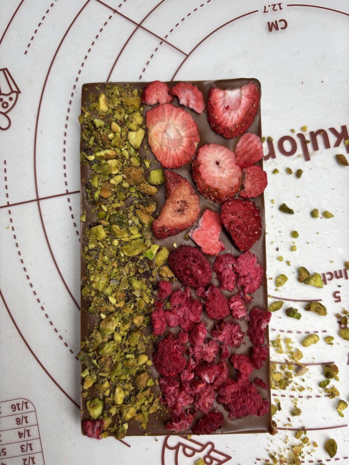 Milk chocolate Bar with Strawberry Raspberry Pistachio 100gr .